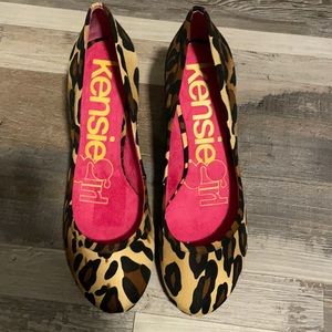Cheetah Print Pumps by Kensie girl